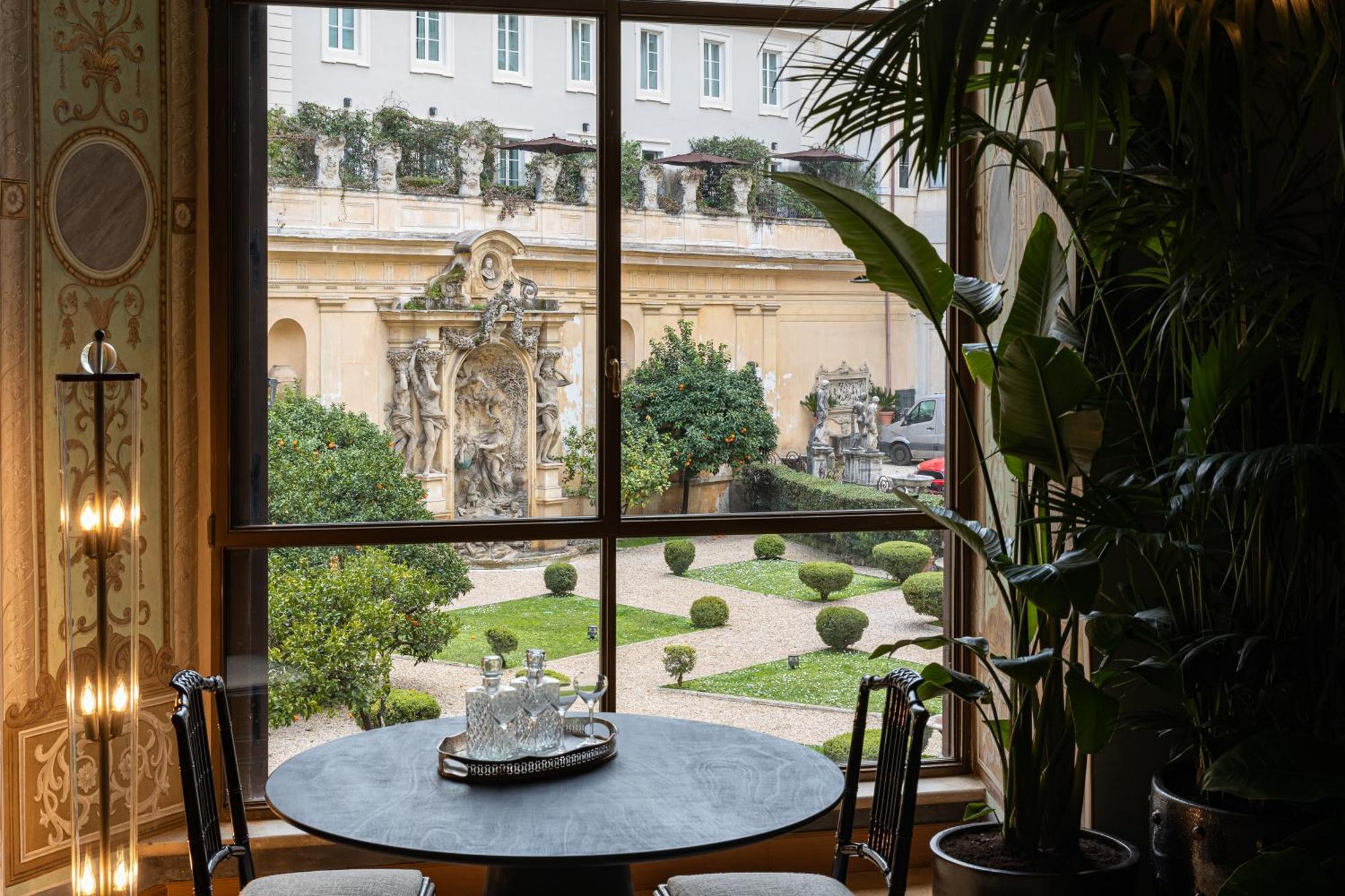 Hotel Vilon - Small Luxury Hotels Of The World โรม ภายนอก รูปภาพ